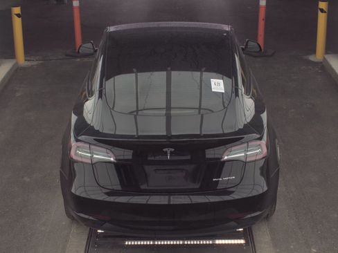 Used 2022 Tesla Model 3 Long Range image 5