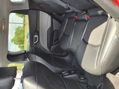 Used 2022 Jeep Compass Latitude image 6