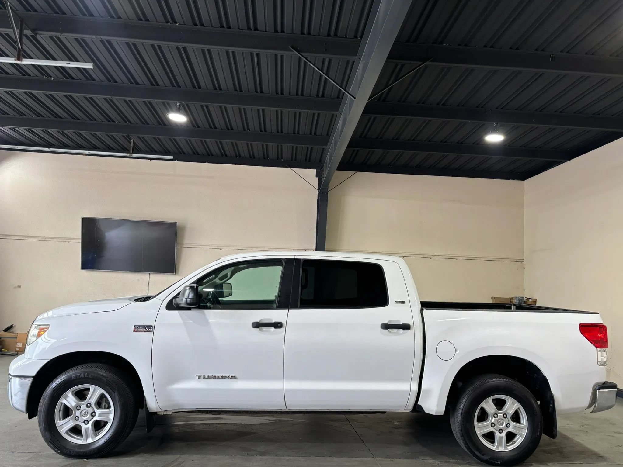 Used 2007 Toyota Tundra SR5 AWD/4WD image 8