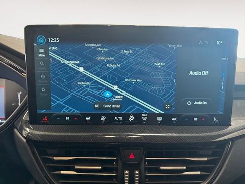 Used 2025 Ford Escape ST-Line Select w/ Tech Pack #1 image 12