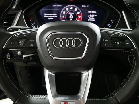 Used 2020 Audi SQ5 Prestige image 25