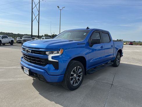 Used 2025 Chevrolet Silverado 1500 RST AWD/4WD image 7
