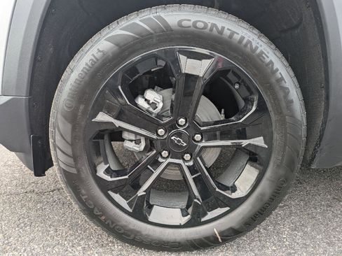 New 2026 Chevrolet Equinox LT image 14