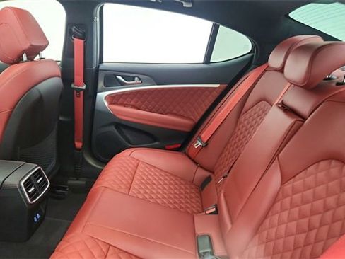 Used 2025 Genesis G70 3.3T Advanced w/ Sport Prestige Package image 29