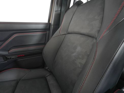 Used 2025 Toyota 4Runner TRD Pro AWD/4WD image 28