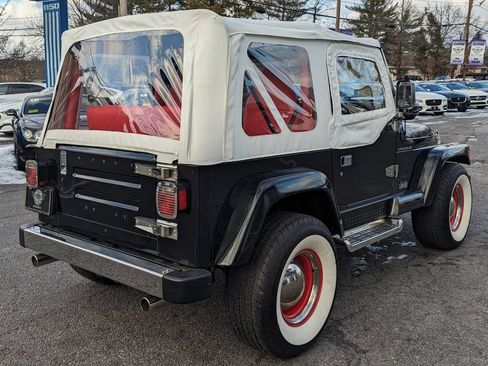 Used 2002 Jeep Wrangler Sahara AWD/4WD image 8