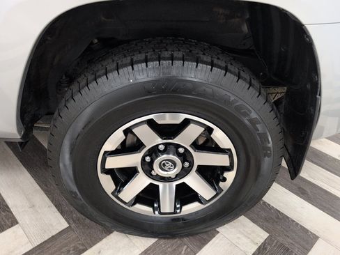 Used 2024 Toyota 4Runner TRD Off-Road image 20