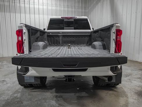 Used 2022 Chevrolet Silverado 3500 High Country image 62