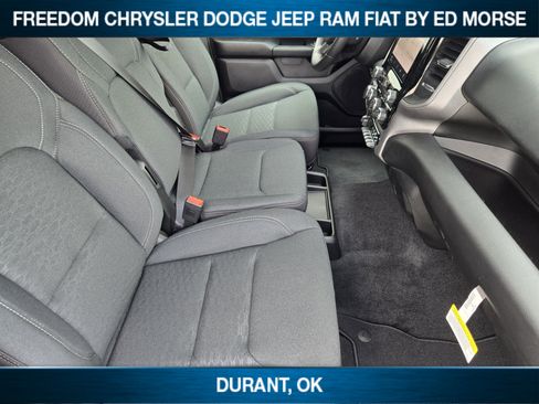 New 2026 RAM 1500 Express AWD/4WD image 9