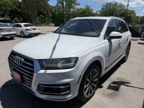 Used 2018 Audi Q7 3.0T Premium Plus w/ Premium Plus Package AWD/4WD image 2