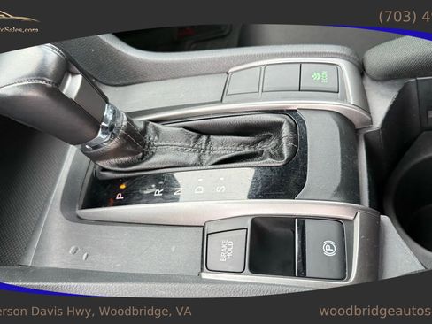 Used 2017 Honda Civic Sport image 25