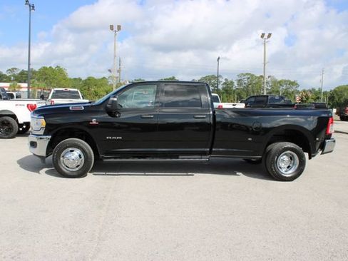 Used 2024 RAM 3500 Big Horn AWD/4WD image 6