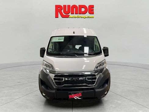 Used 2025 RAM ProMaster 2500 w/ Quick Order Package 22G SLT FWD image 8