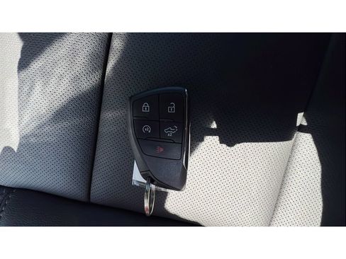 Certified 2023 Chevrolet Silverado 1500 LTZ AWD/4WD image 34