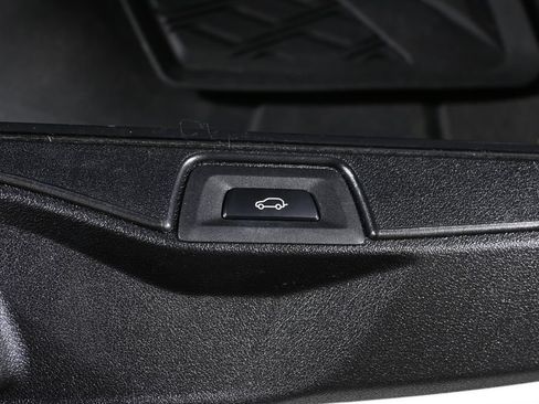 Used 2022 BMW X5 xDrive40i w/ Premium Package AWD/4WD image 36