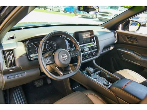 Used 2023 Nissan Pathfinder Rock Creek image 11