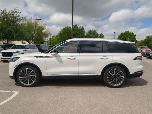 New 2026 Lincoln Aviator Reserve RWD image 6