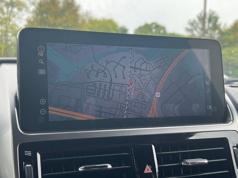 Used 2023 Lexus GX 460 Luxury w/ Sport Design Package image 30