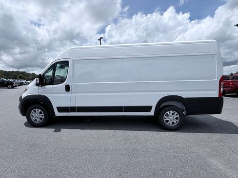New 2026 RAM ProMaster 3500 w/ Quick Order Package 22G SLT FWD image 8