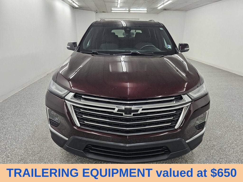 Used 2023 Chevrolet Traverse LT AWD/4WD image 2