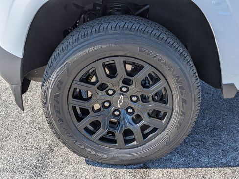 New 2026 Chevrolet Colorado W/T w/ WT Custom Package image 32