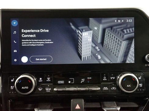 Used 2023 Toyota Highlander Limited image 17