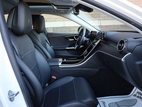Used 2023 Mercedes-Benz C 300 Sedan image 28