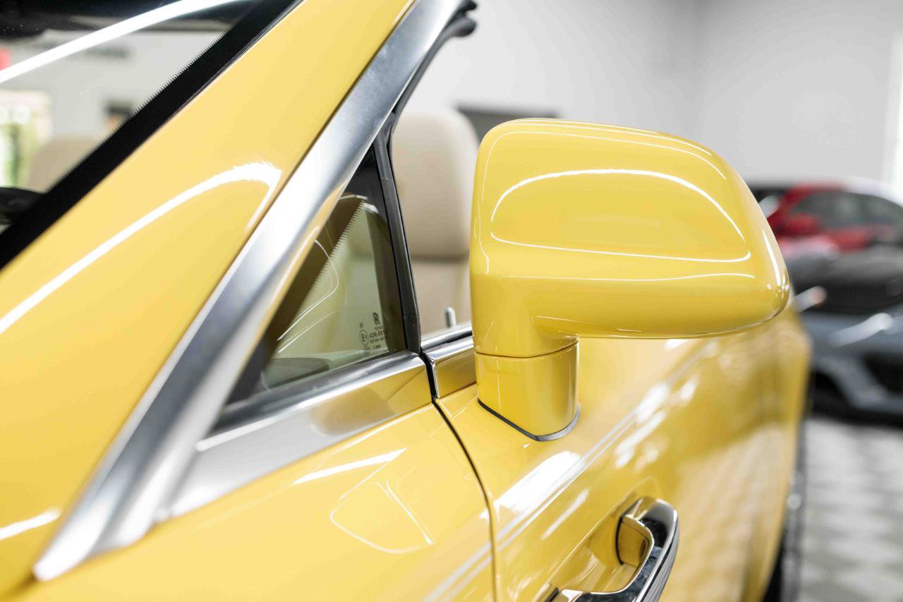 Used 2017 Rolls-Royce Dawn RWD image 67