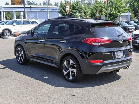 Used 2016 Hyundai Tucson Limited w/ Option Group 03 AWD/4WD image 2