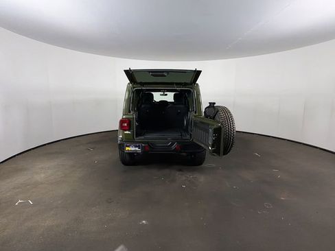 Used 2021 Jeep Wrangler Unlimited Sahara AWD/4WD image 26