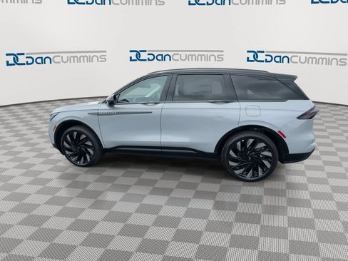 New 2026 Lincoln Nautilus Reserve w/ Jet Appearance Package AWD/4WD image 5
