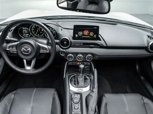 Used 2023 MAZDA MX-5 Miata Grand Touring RWD image 26