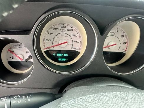 Used 2014 Dodge Challenger R/T RWD image 19