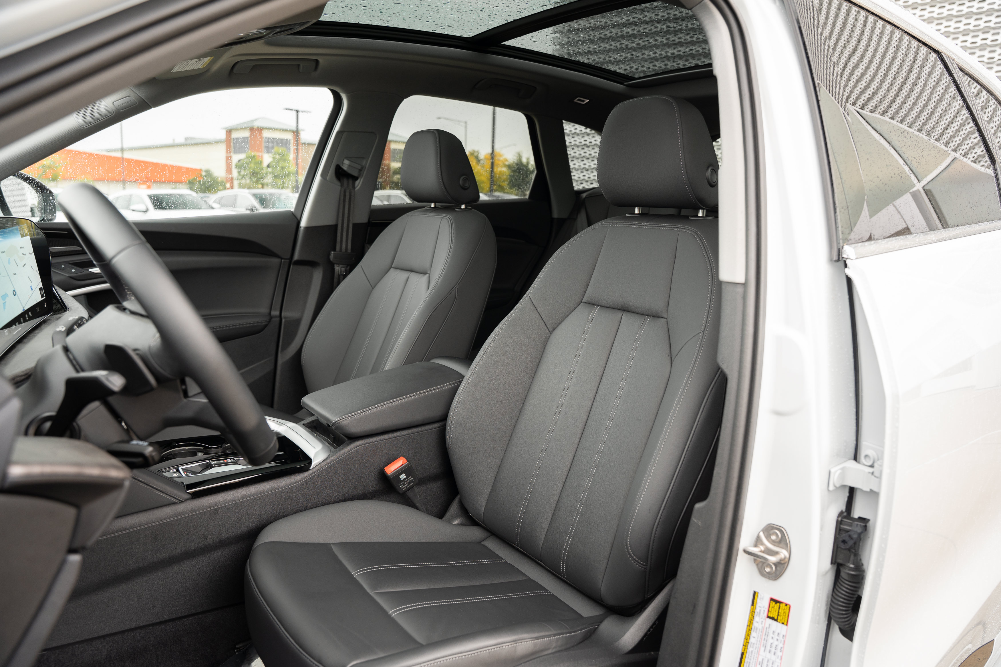 Certified 2025 Audi Q5 Premium w/ Premium Plus AWD/4WD image 19