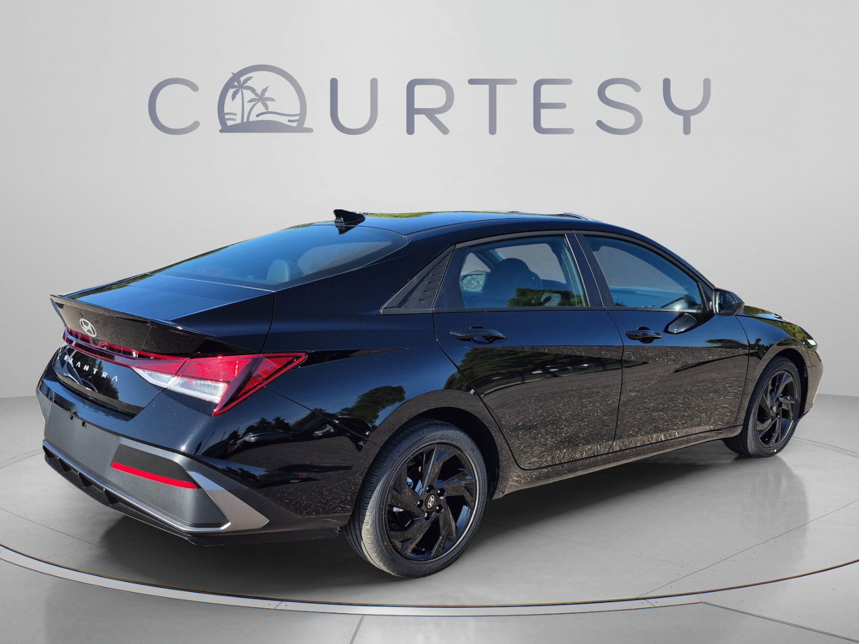 New 2026 Hyundai Elantra SEL Sport FWD image 5