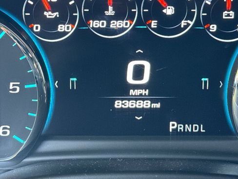 Used 2018 Chevrolet Tahoe Premier AWD/4WD image 3