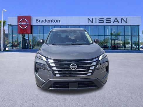 Certified 2025 Nissan Rogue S FWD image 2