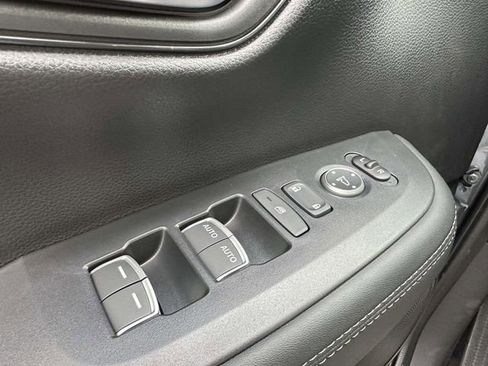 New 2026 Honda HR-V EX-L image 31