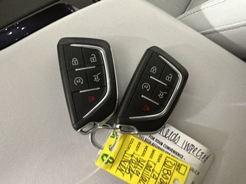 Used 2024 Cadillac Lyriq Sport AWD/4WD image 22