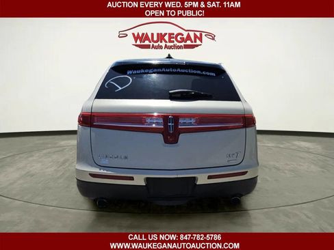 Used 2014 Lincoln MKT AWD w/ Equipment Group 201A image 6