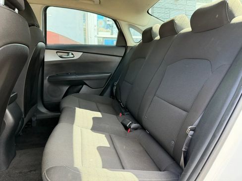 Used 2020 Kia Forte LXS image 12