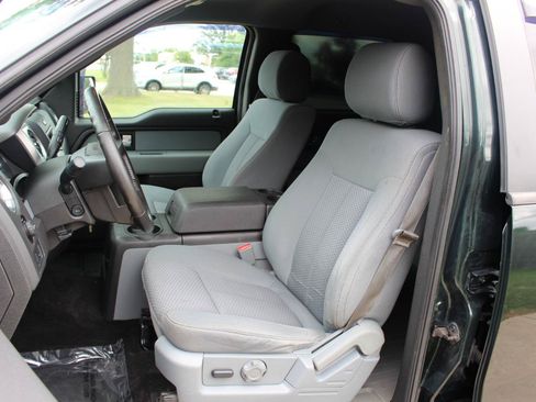 Used 2014 Ford F150 XLT w/ Equipment Group 302A Luxury AWD/4WD image 16