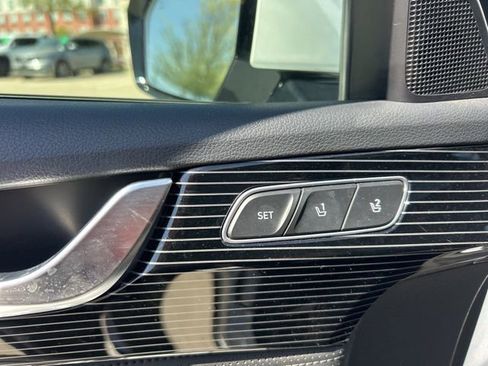 Used 2024 Hyundai Palisade Calligraphy image 14