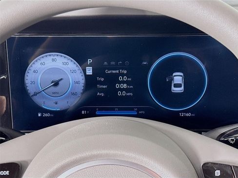 Certified 2024 Hyundai Elantra SEL FWD image 13