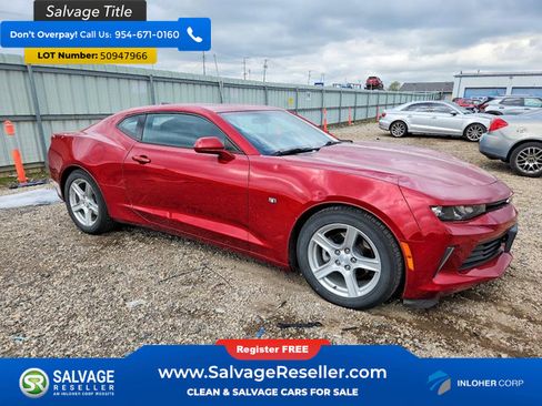 Used 2018 Chevrolet Camaro LT RWD image 5