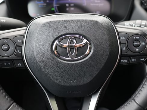 Used 2023 Toyota RAV4 XSE AWD/4WD image 27