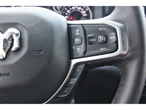 Used 2025 RAM 3500 Big Horn AWD/4WD image 19