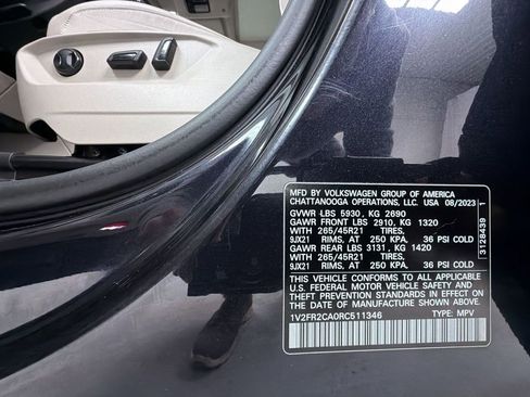 Used 2024 Volkswagen Atlas SEL Premium R-Line image 26