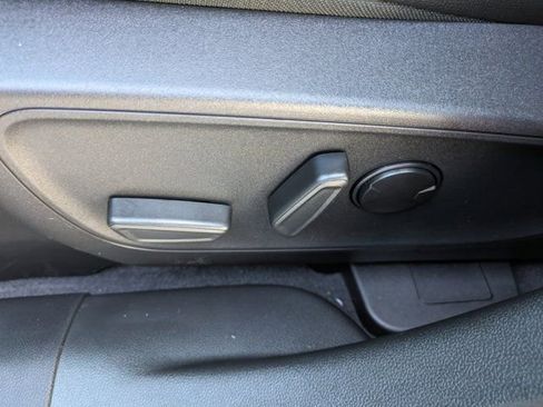 New 2026 Ford Escape SE w/ PHEV Premium Package image 19