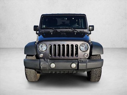 Used 2018 Jeep Wrangler Unlimited Sport w/ Connectivity Group image 2